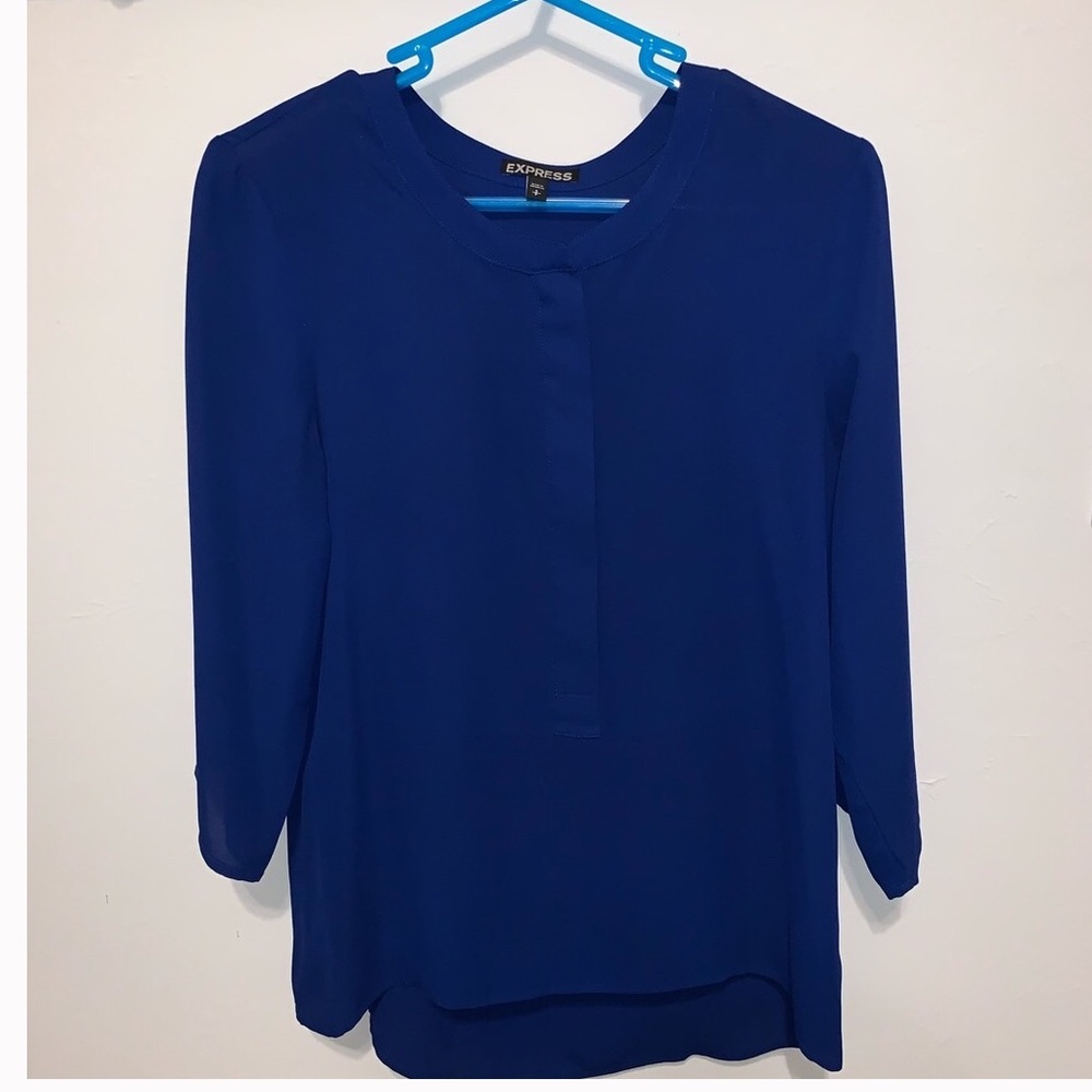 Express 3/4 sleeve lightweight blue chiffon top M